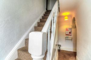 Room Hawthorn Street in Stoke-on-Trent