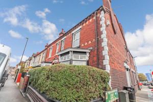 Room Hawthorn Street in Stoke-on-Trent