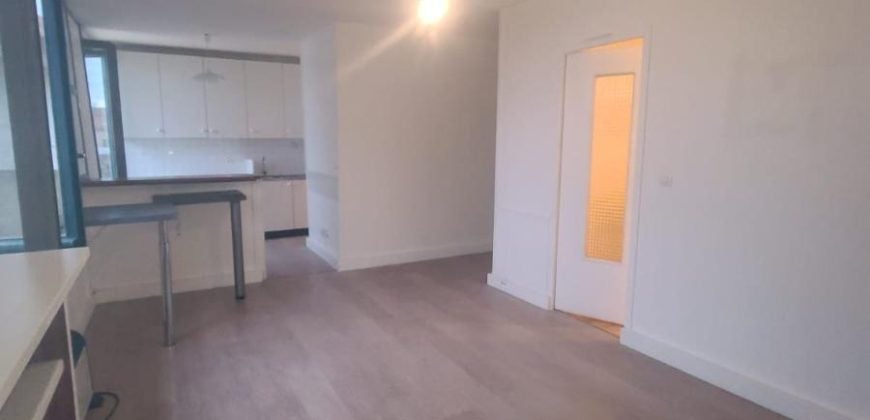 Appartement Rue du Moulin à Vent à Vénissieux