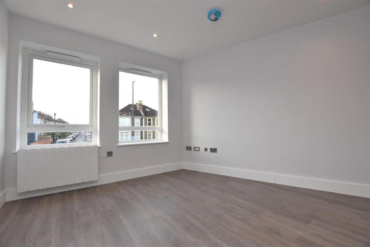 Flat Wells Road in Bristol