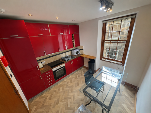 Flat West Bow in Edinburgh