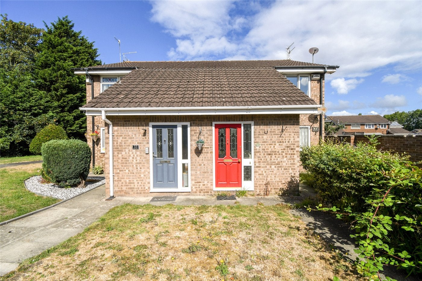 Flat Rendelsham Close in Upton