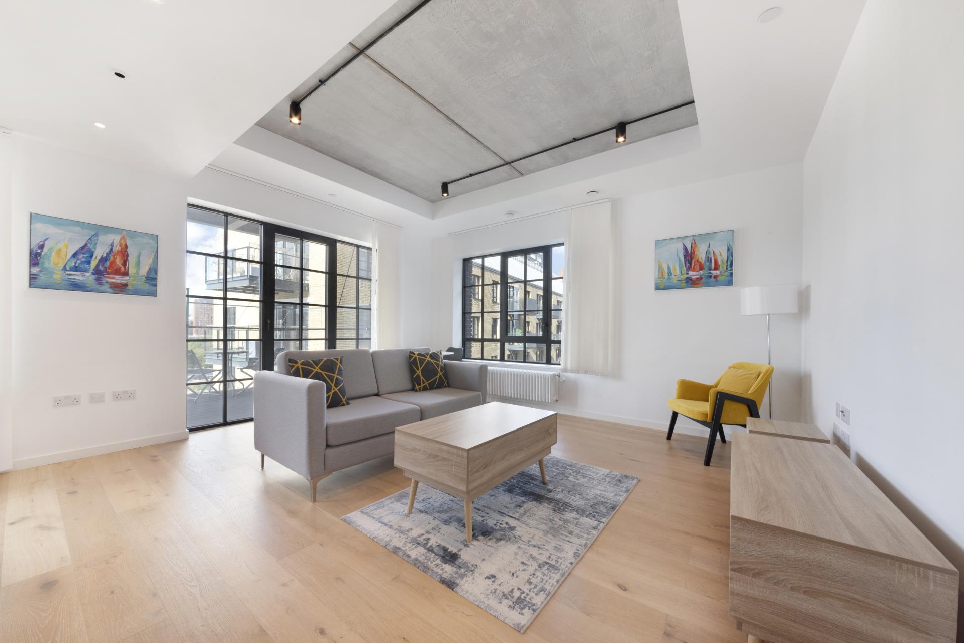 Flat Orchard Place in Greater London