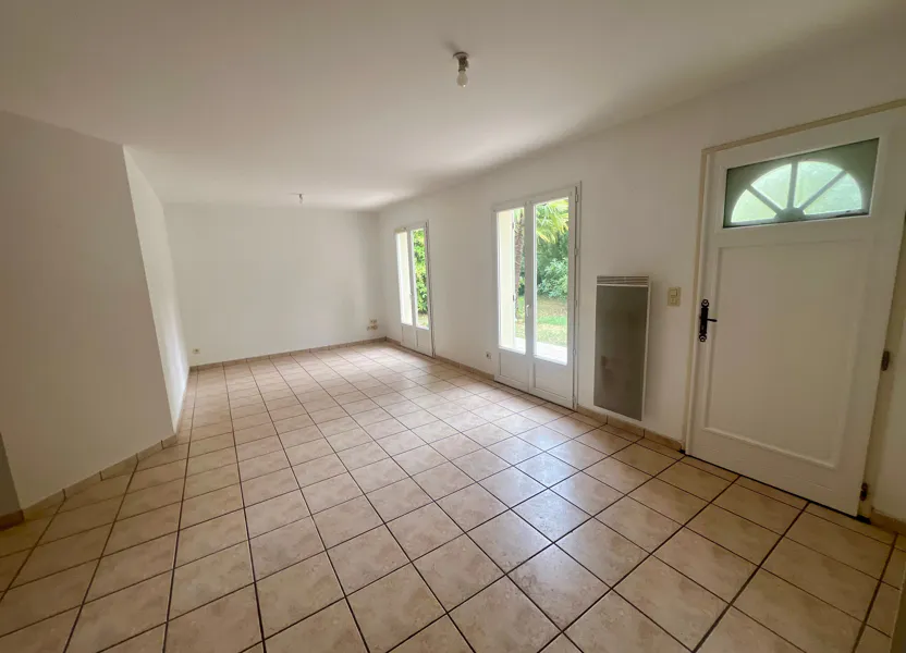 House Rue Jules Ferry in Aureilhan
