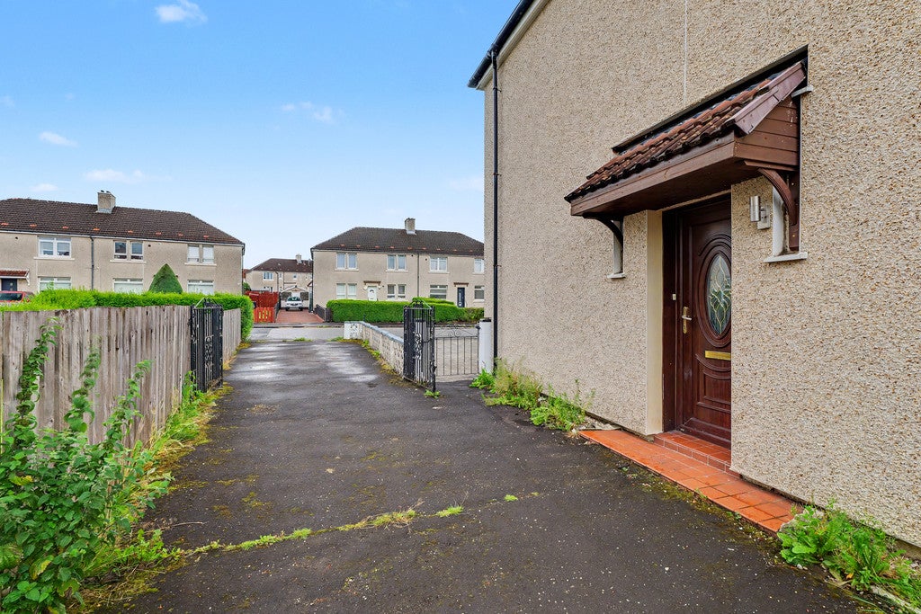 Flat Ardgay Street in Glasgow
