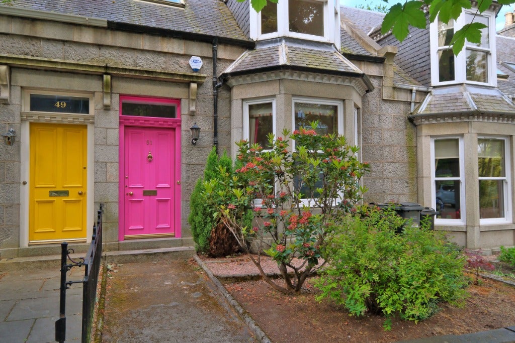 House Rosemount Place in Aberdeen City