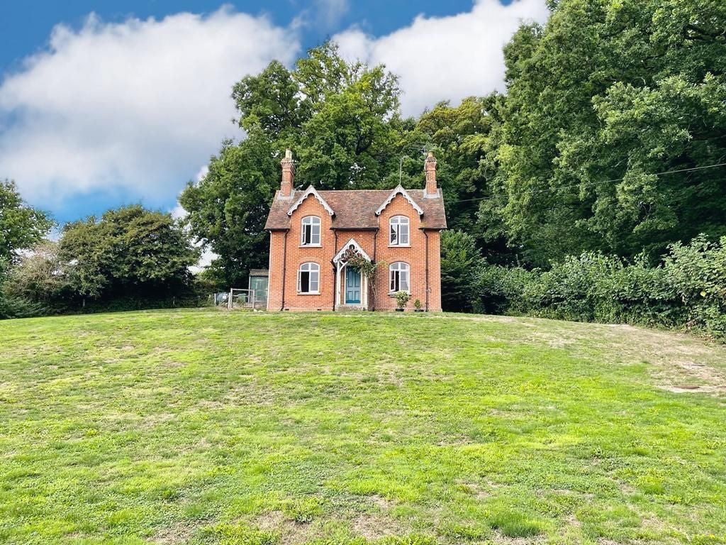 House Sotherington Lane in East Hampshire