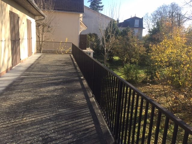 House Allée de la Croix Saint-Jacques in Saint-Leu-la-Forêt