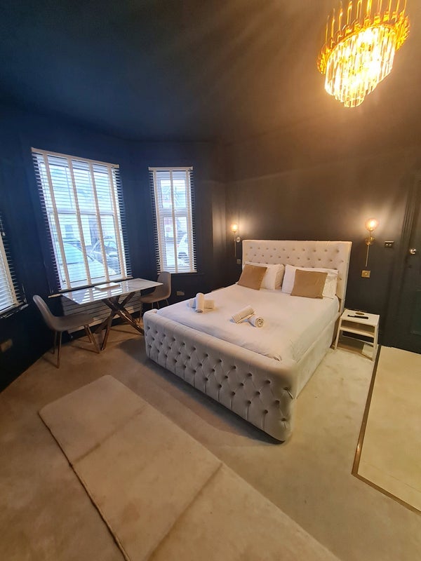 Room Westby Road in Bournemouth