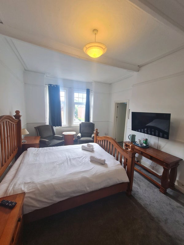 Room Westby Road in Bournemouth