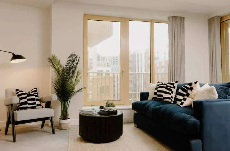 Flat New Mill Road in Greater London