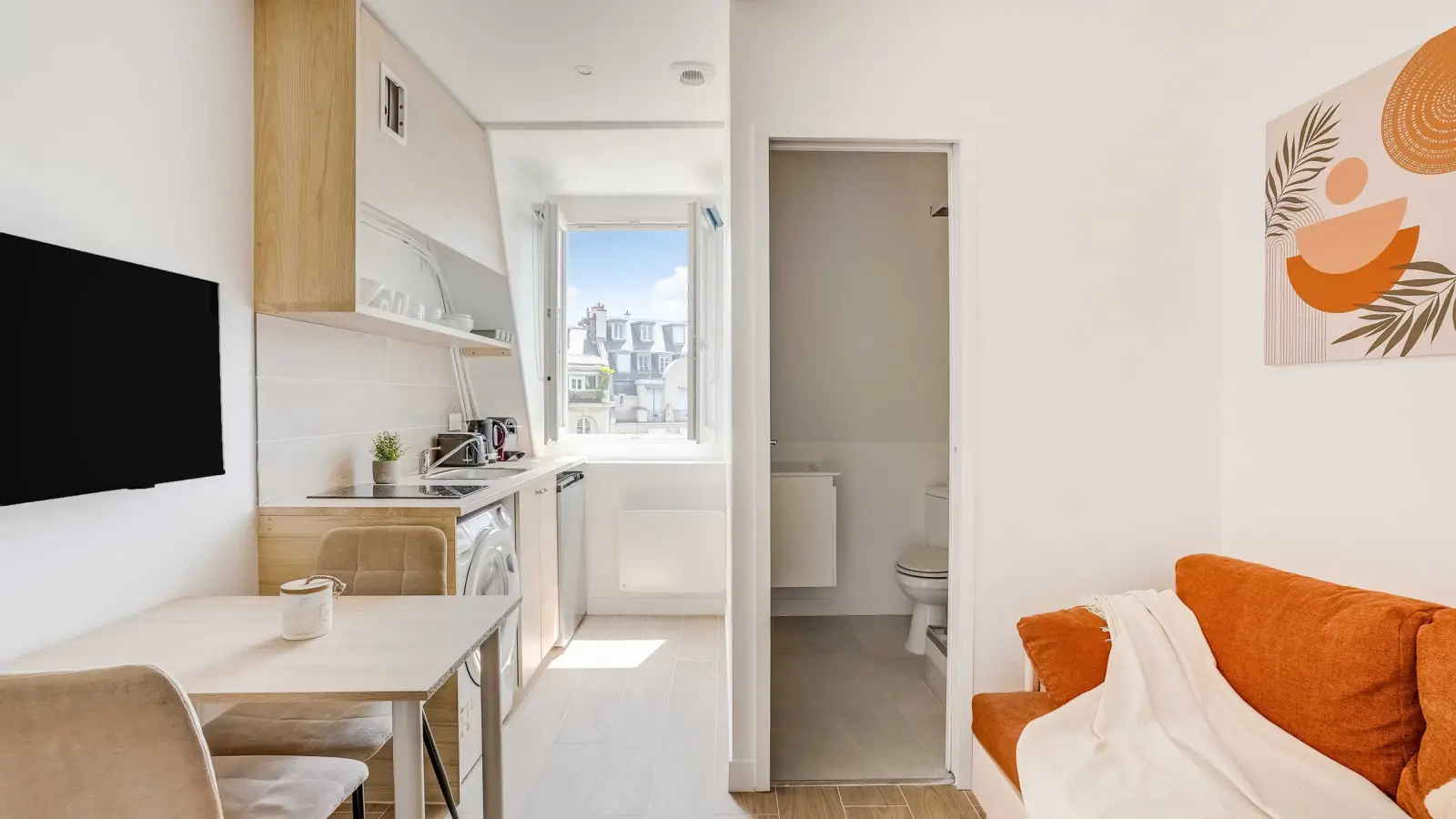 Room Rue Spontini in Paris