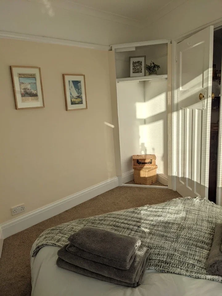 Flat Tankerton Road in Whitstable