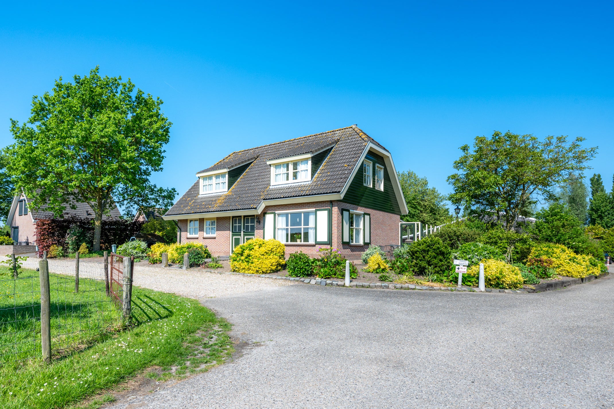 Huis Lekdijk 10 in Schalkwijk
