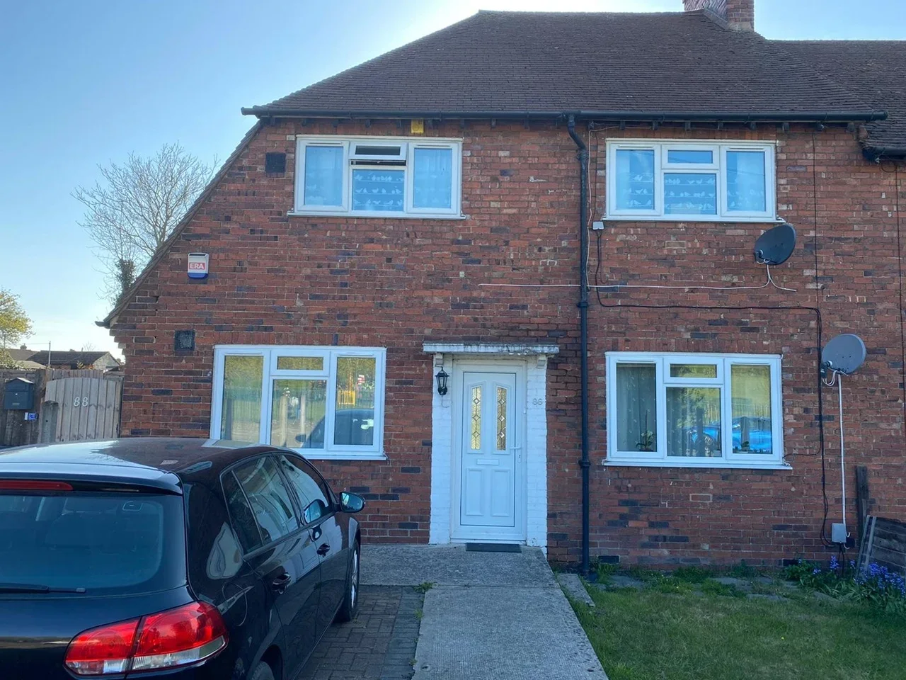 Flat Queenscroft Road in Greater London