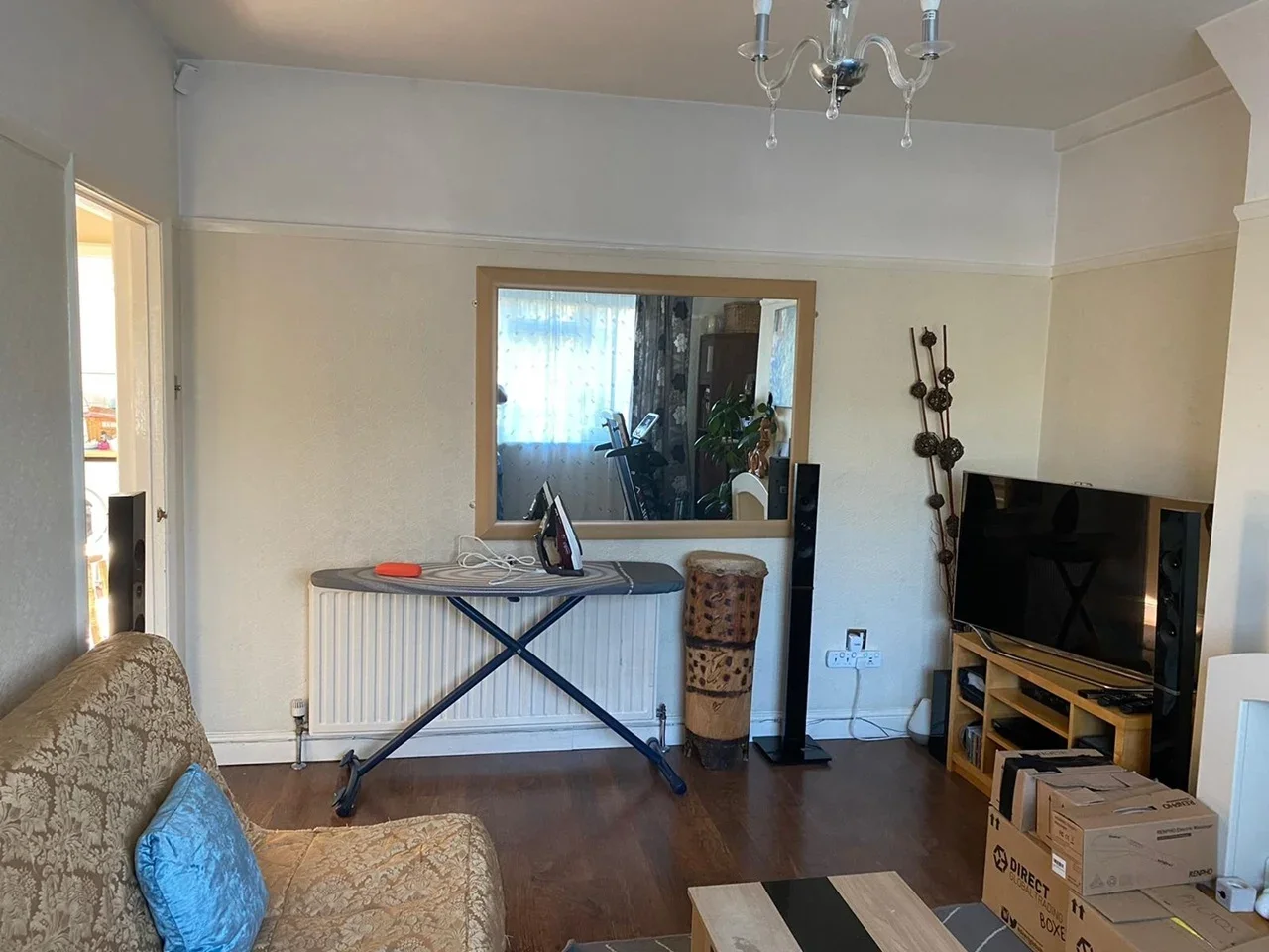 Flat Queenscroft Road in Greater London