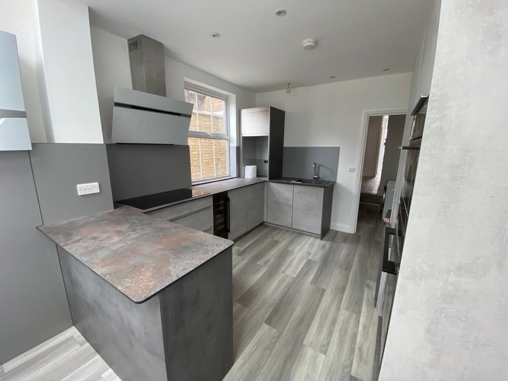 Room Marsala Road in Greater London