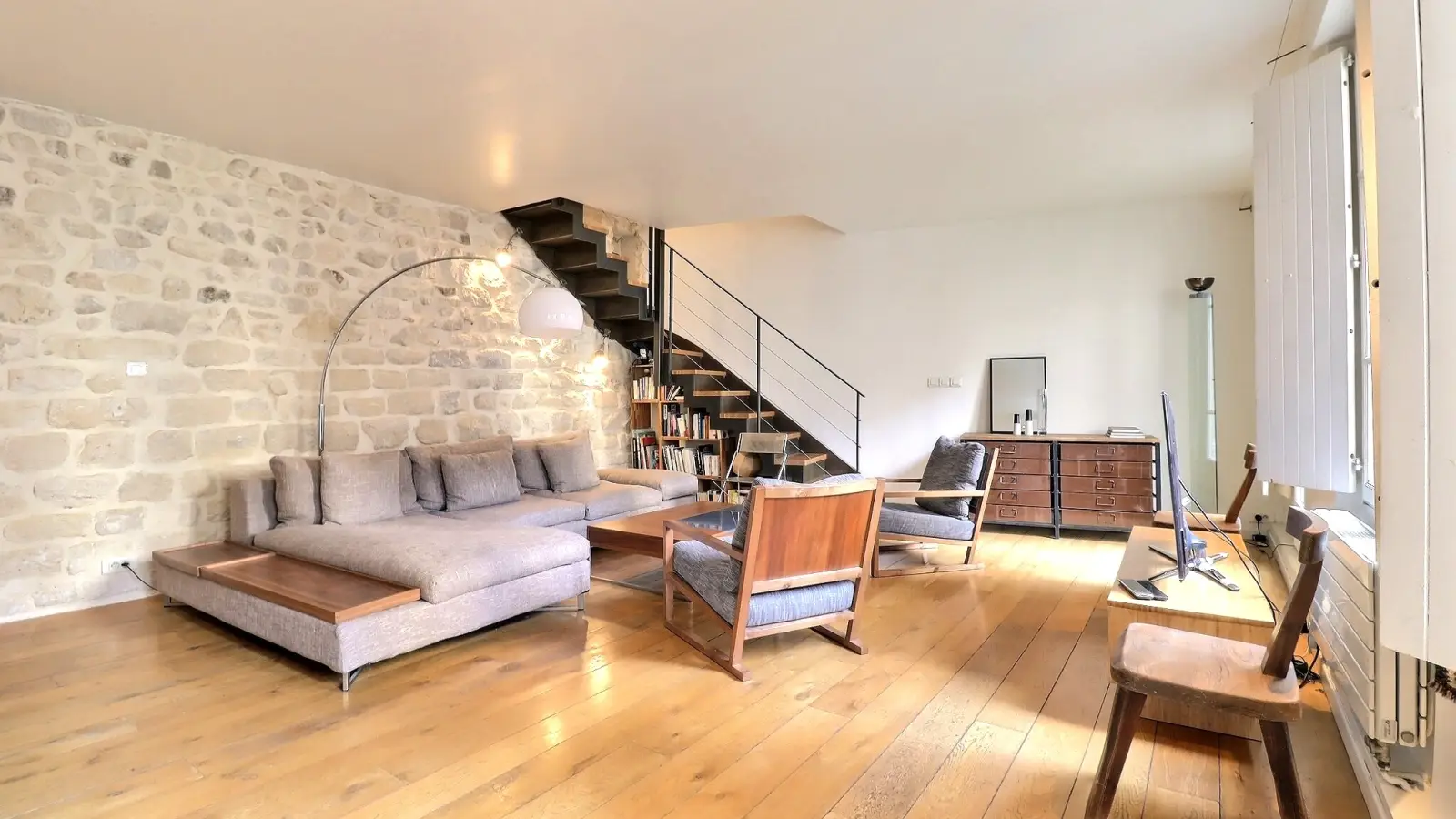 Flat Boulevard de Strasbourg in Paris
