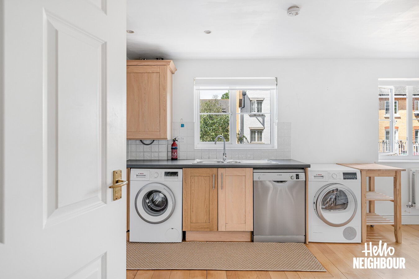 Flat Chandler Way in Greater London