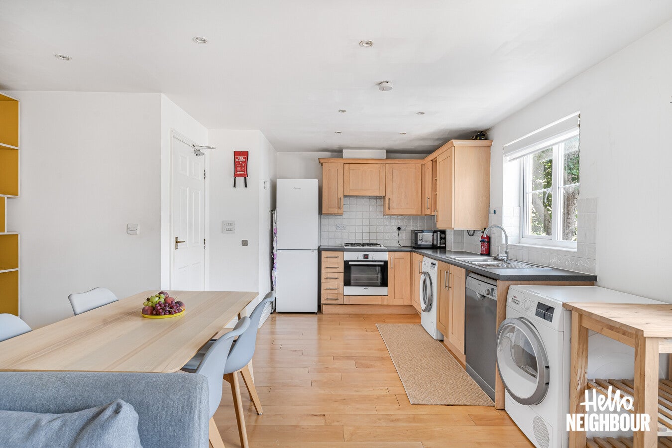 Flat Chandler Way in Greater London