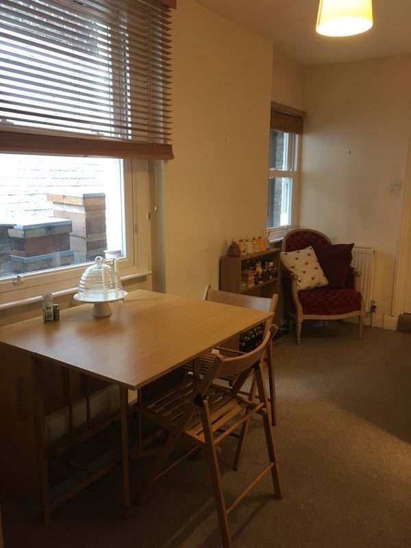 Room Larcom Street in Greater London