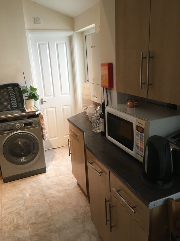 Room Larcom Street in Greater London