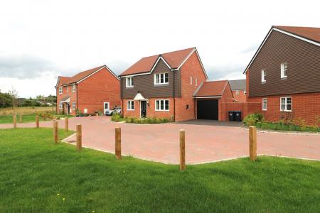House Tanners Meadow in Mole Valley