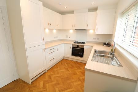 House Tanners Meadow in Mole Valley