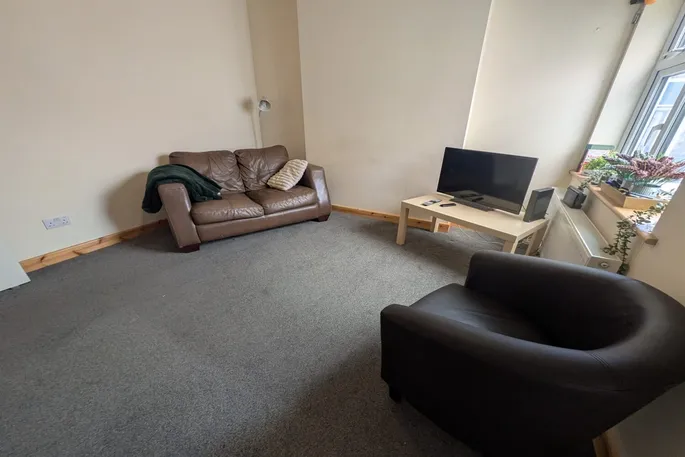 Room Clarkson Drive in Nottingham