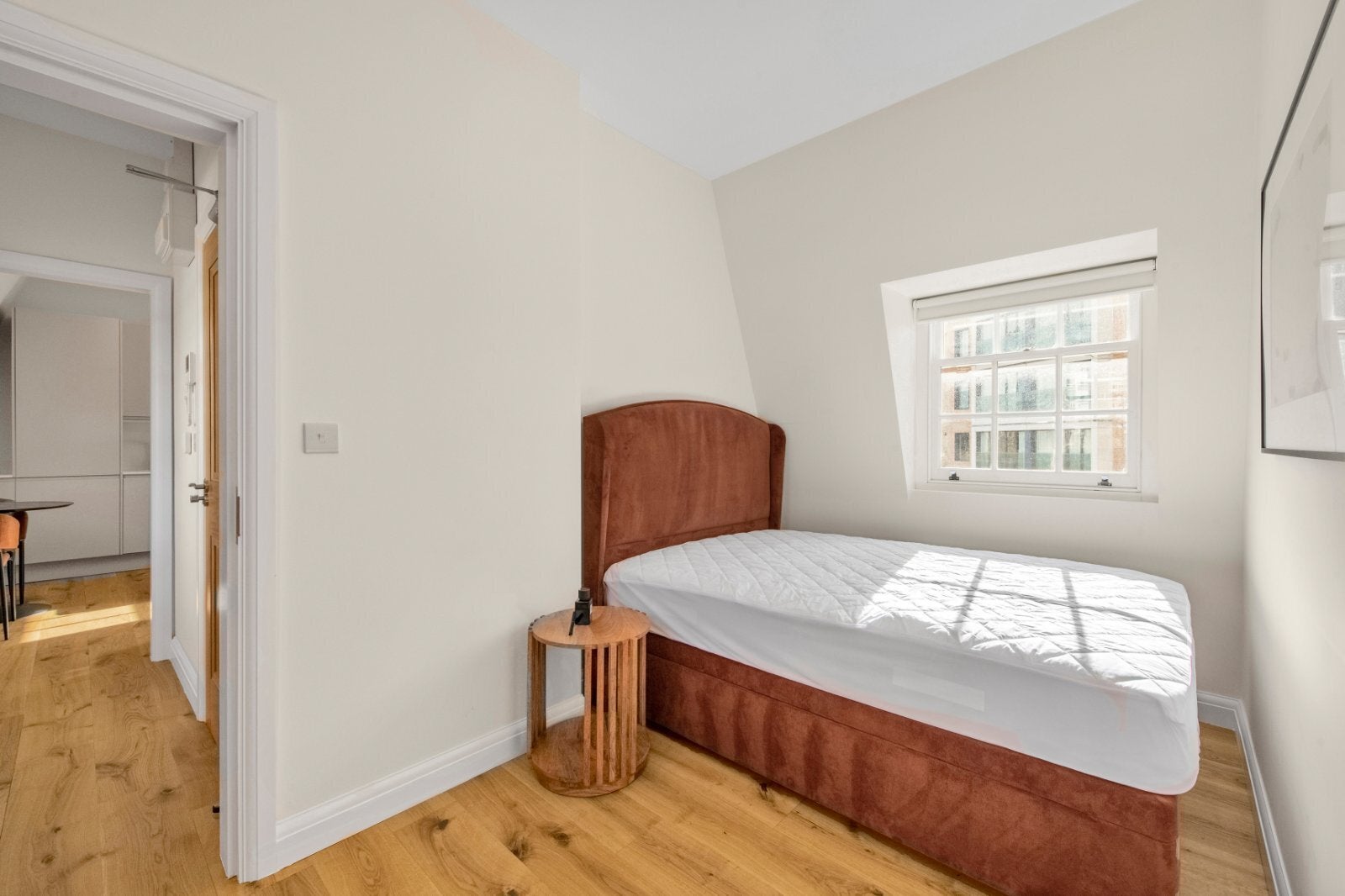Flat Titchborne Row in City of Westminster