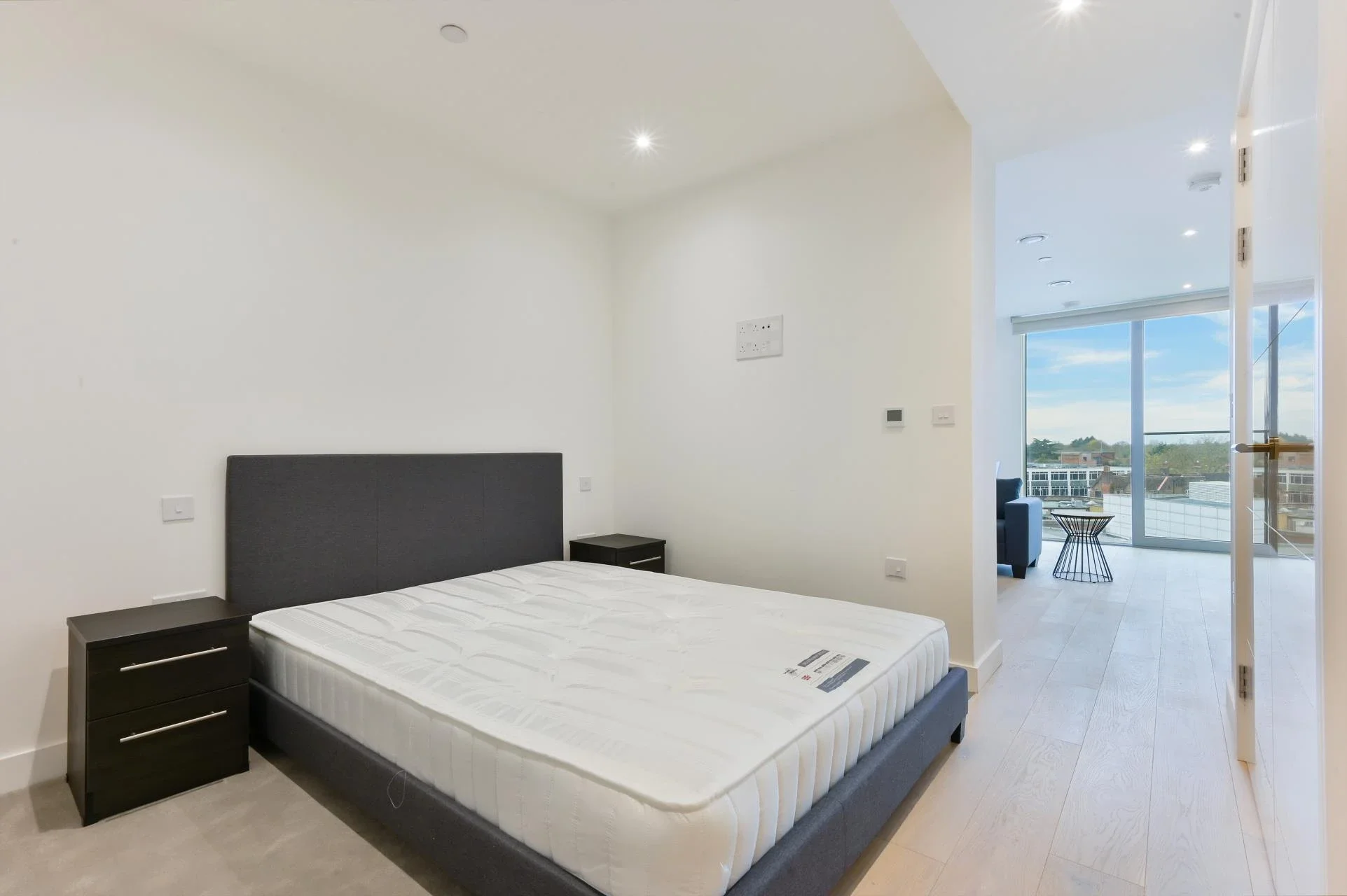 Flat Beechen Grove in Watford