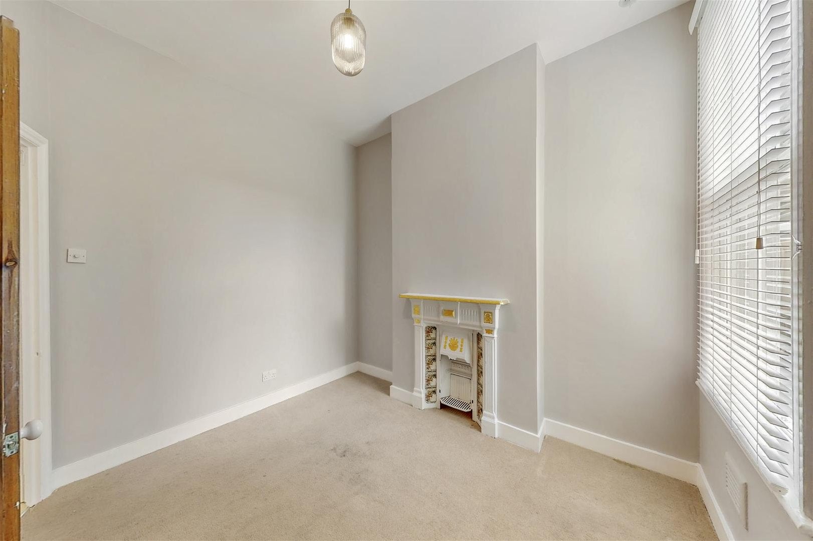 Flat Leighton Gardens in Greater London