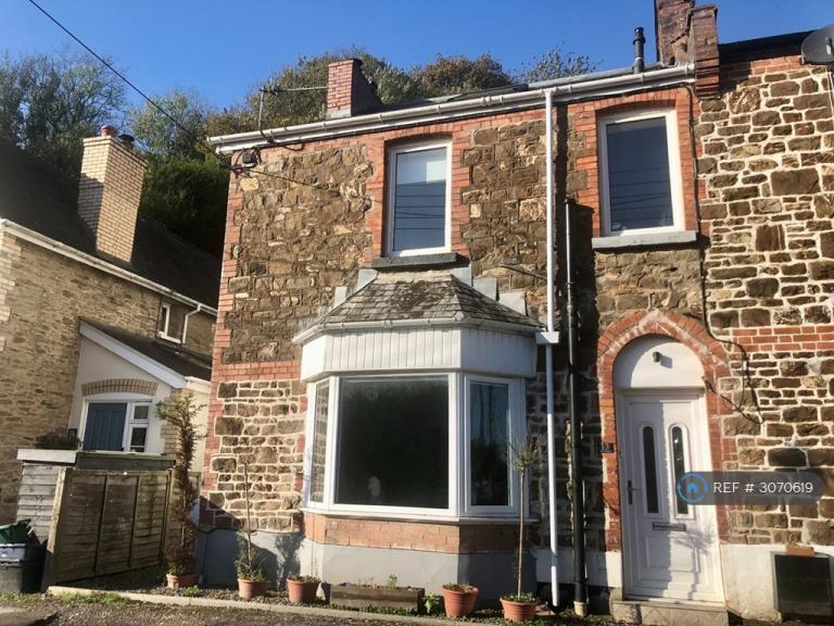 House Foxbeare Road in North Devon