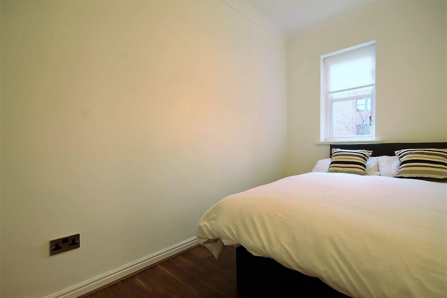 Flat Grenville Court in Cramlington