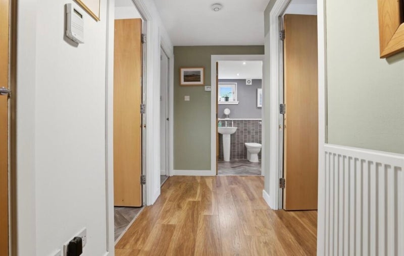 Room Beardmore Street in Clydebank