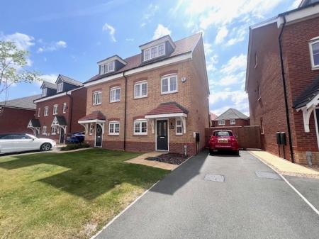 House Outfield Chase in Northwich