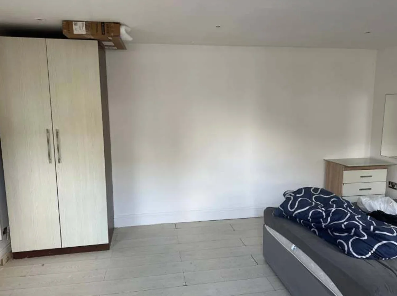 Flat The Broadway in Greater London