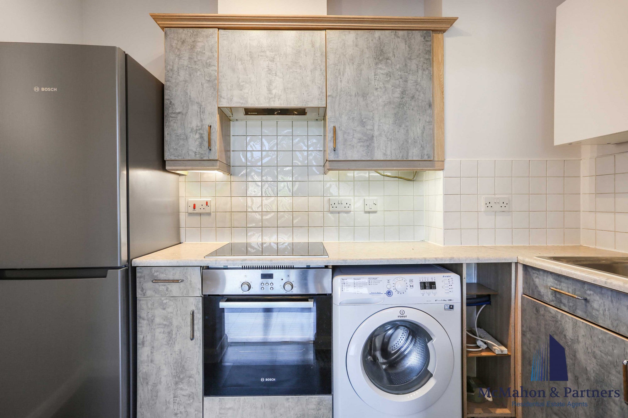 Flat Newington Causeway in London
