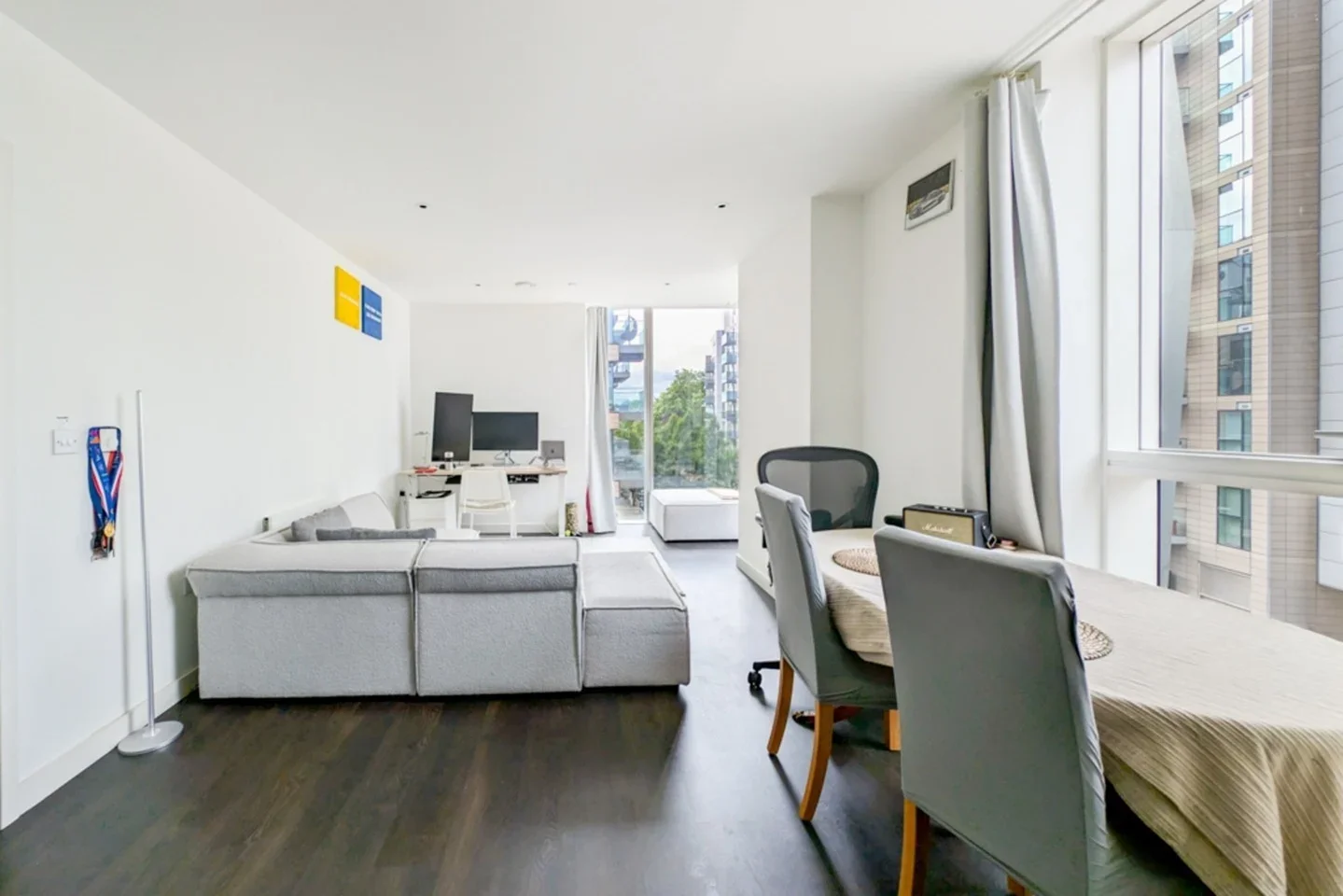Flat Woodberry Grove in Greater London