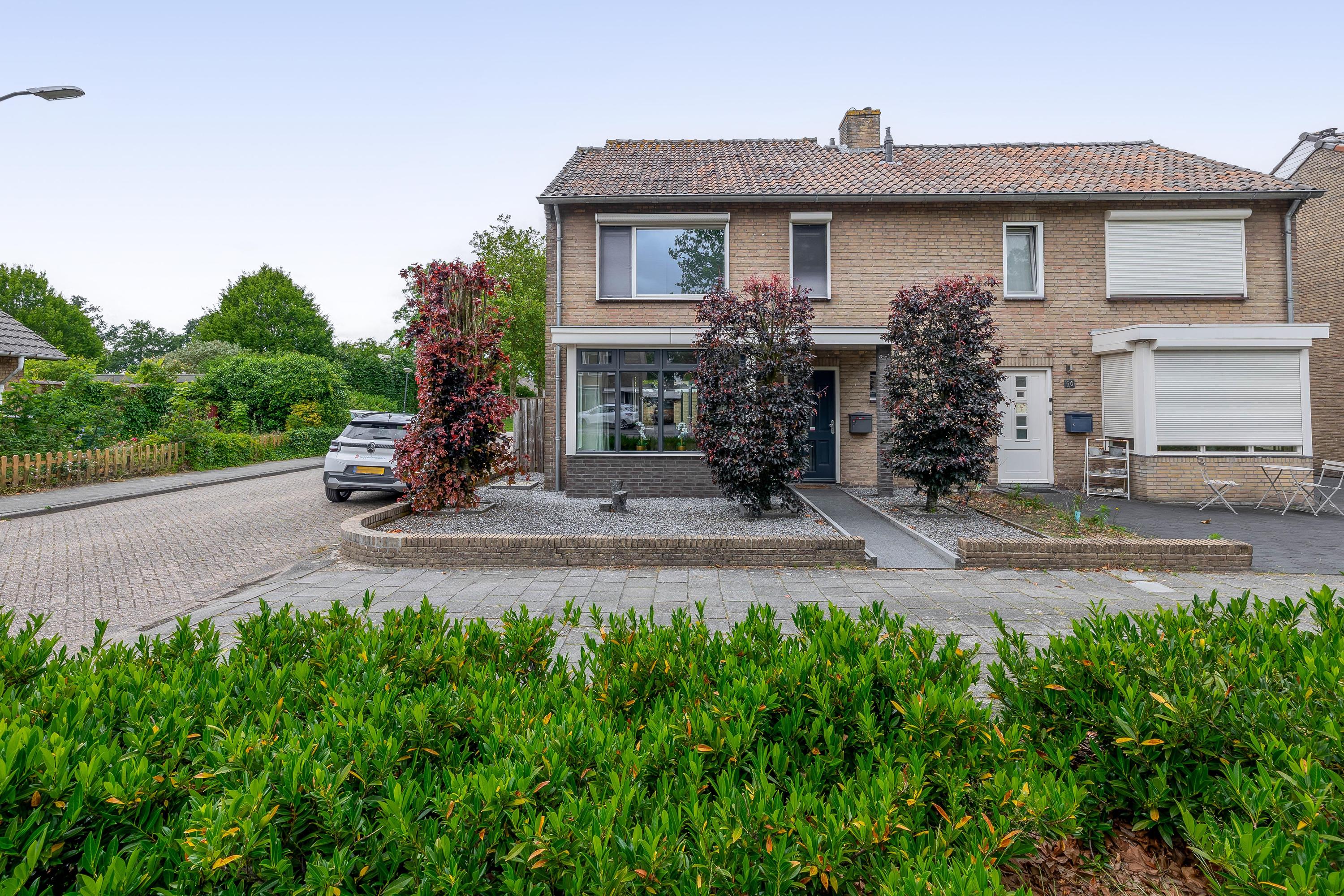 Huis Rembrandtlaan 52 in Sprang-Capelle