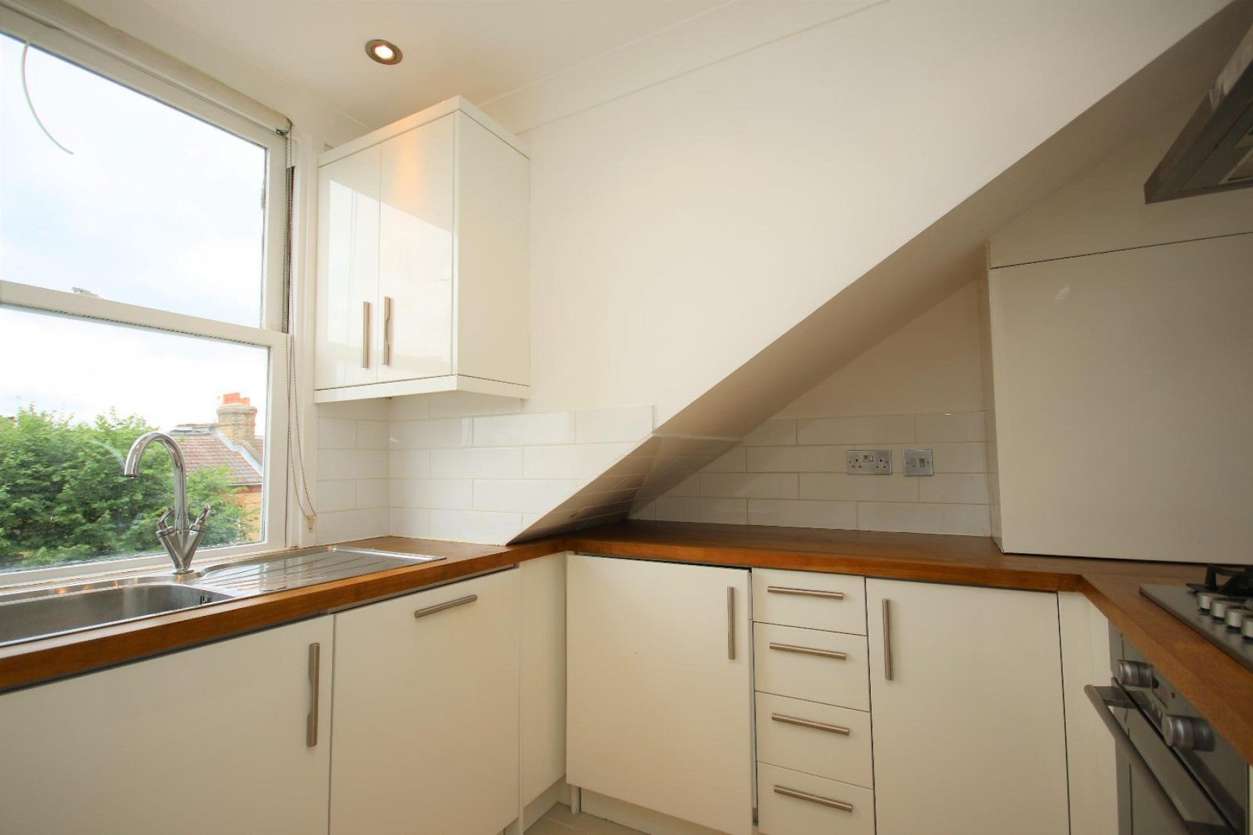 Flat Alexandra Grove in Greater London