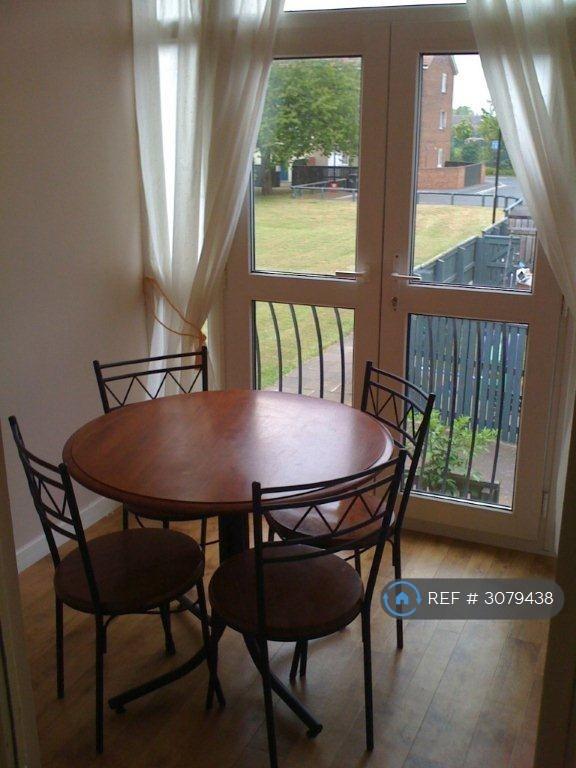 Flat Lutterworth Place in North Tyneside