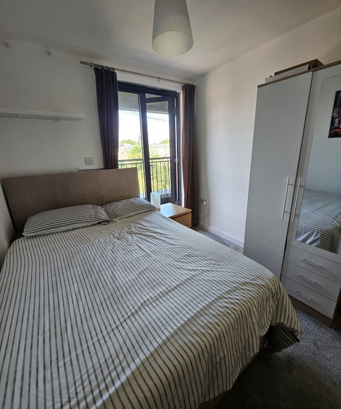 Room Cottage Road in Greater London