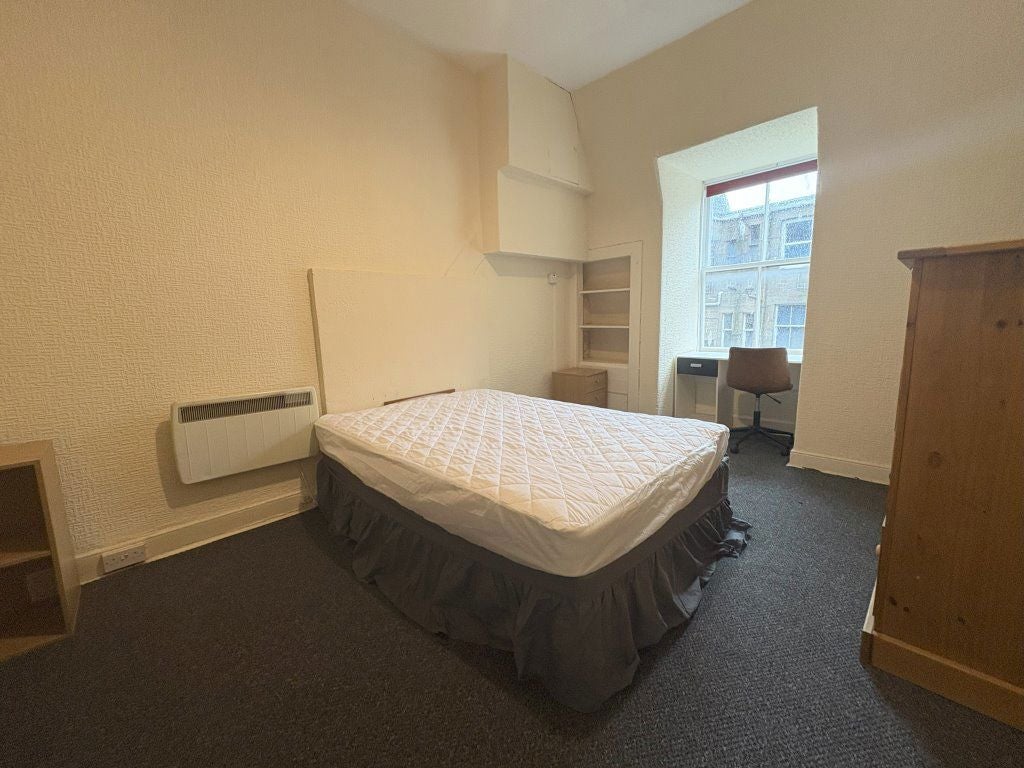 Flat Crichton Street in Dundee