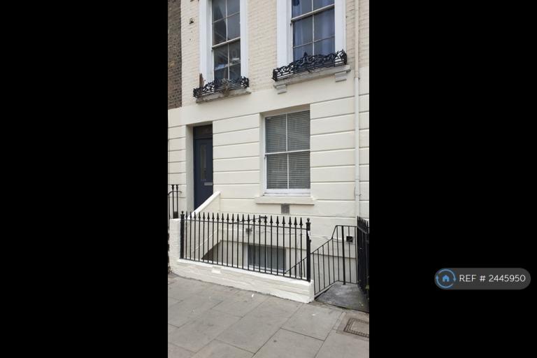 Flat Pratt Street in Greater London