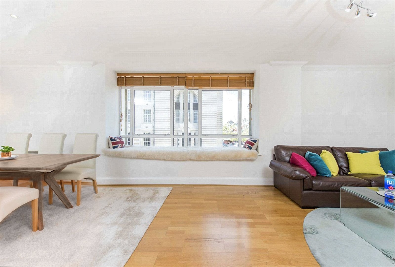 Flat York Road in Greater London