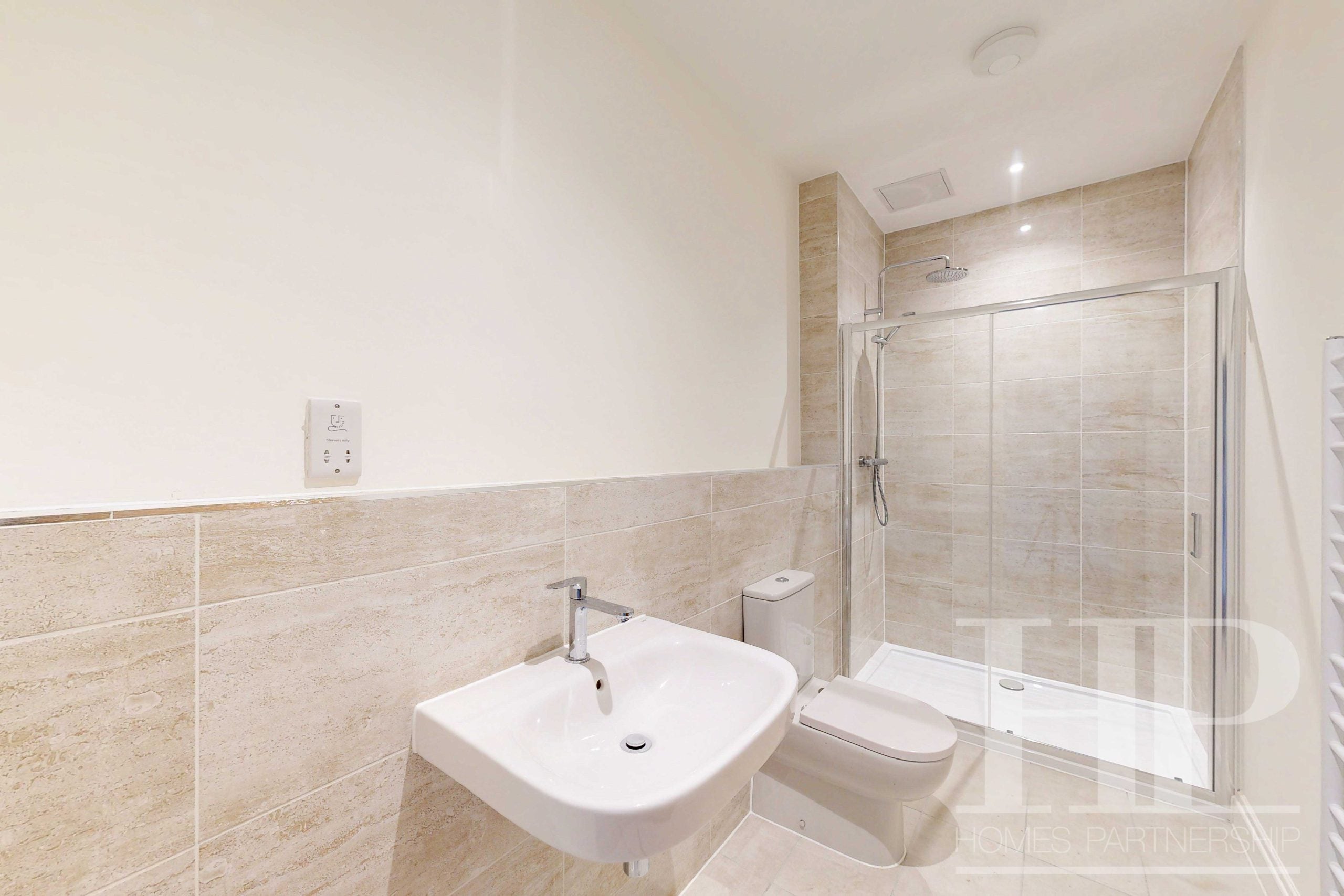 Flat Brantridge Park Drive in Mid Sussex