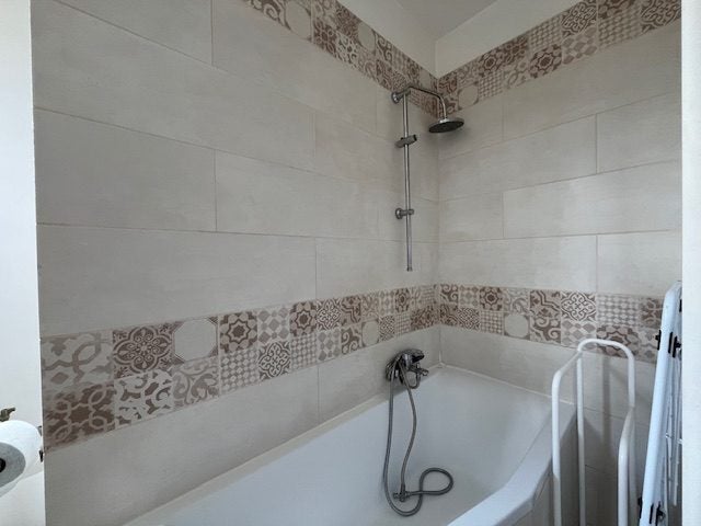 Flat Rue des Huissiers in Neuilly-sur-Seine