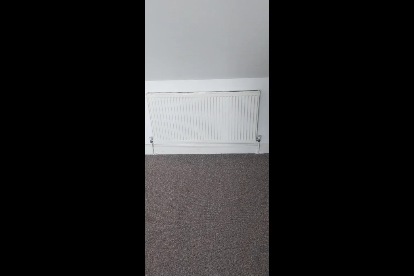 Flat Lincoln Road in Greater London