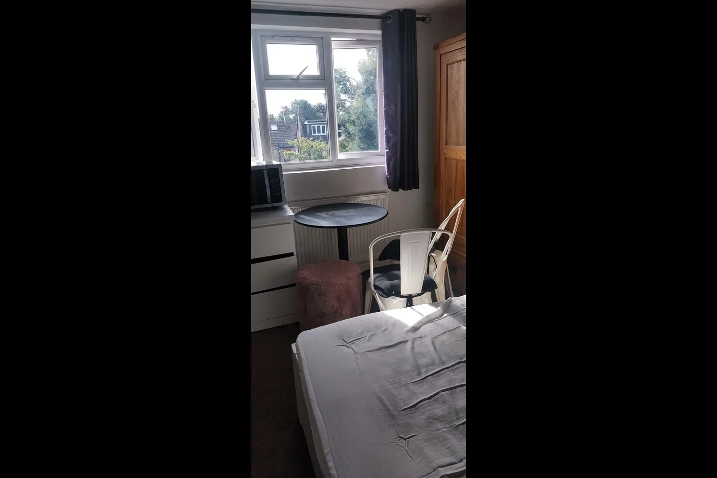 Flat Lincoln Road in Greater London